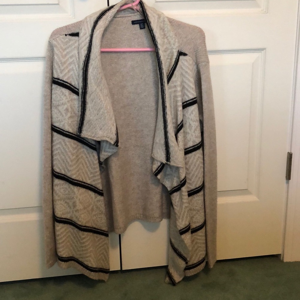 American Eagle Cardigan
